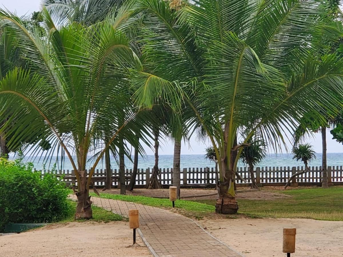 Beach Front Paradise Nilaveli Exteriér fotografie