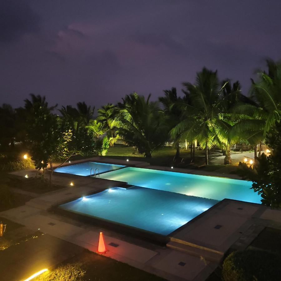 Beach Front Paradise Nilaveli Exteriér fotografie